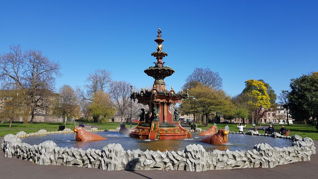 Walrus Fountain Paisley